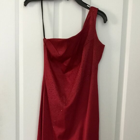 Red Dress - Rampage Semi-Formal - Picture 1 of 14